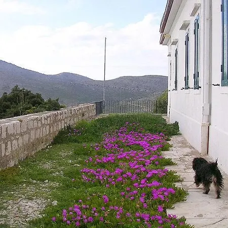 Lighthouse Lastovo Apartamento *